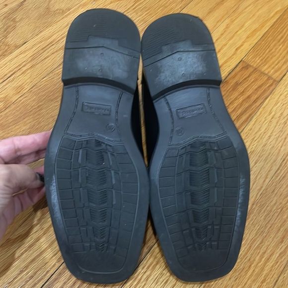 New Steve Madden boys shoes - Picture 3 of 4